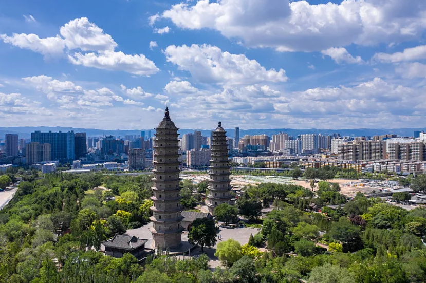 山西,向亲爱的听众朋友们问好!